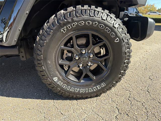 used 2024 Jeep Gladiator car, priced at $37,099