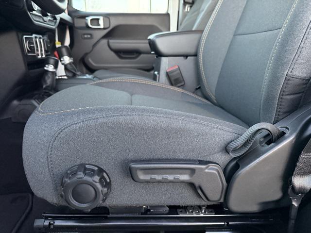 new 2026 Jeep Wrangler car, priced at $36,913