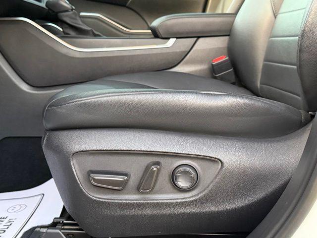 used 2021 Toyota Highlander car, priced at $28,927