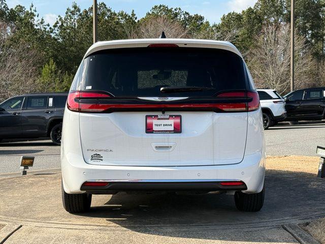 new 2026 Chrysler Pacifica car, priced at $38,000