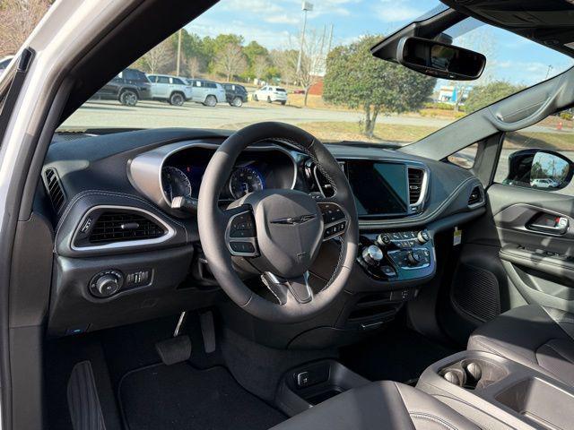 new 2026 Chrysler Pacifica car, priced at $38,000