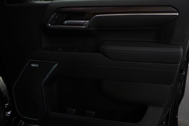 used 2023 GMC Sierra 1500 car, priced at $40,900