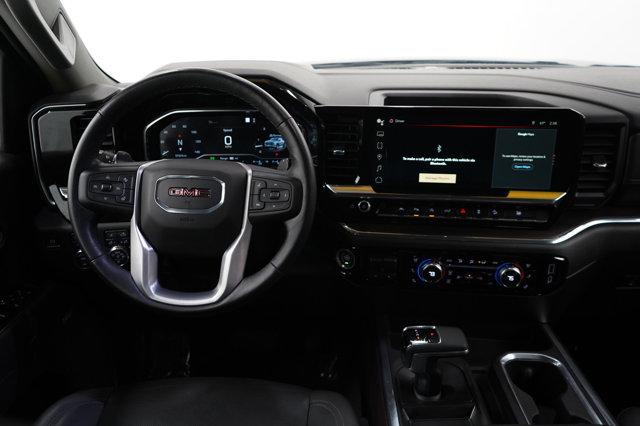 used 2023 GMC Sierra 1500 car, priced at $40,900