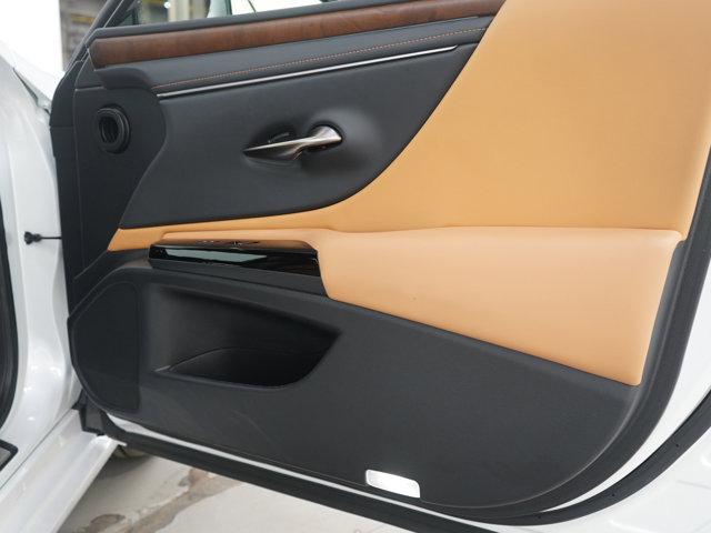 used 2024 Lexus ES 250 car, priced at $34,900