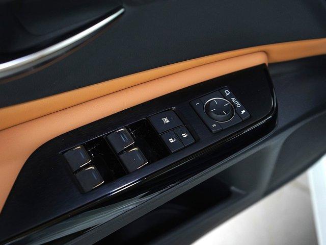 used 2024 Lexus ES 250 car, priced at $34,900