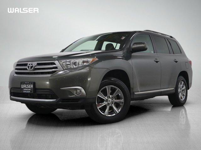used 2013 Toyota Highlander car, priced at $15,000