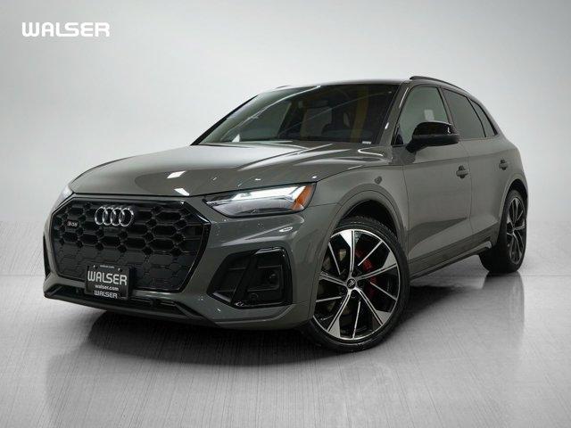used 2021 Audi SQ5 car, priced at $26,900
