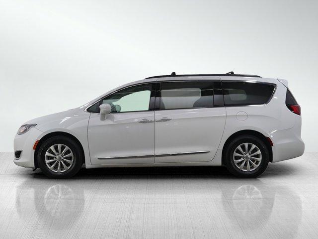 used 2017 Chrysler Pacifica car, priced at $15,500