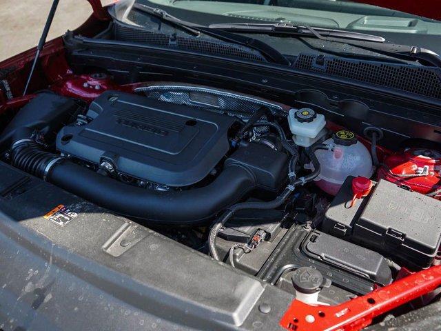 new 2025 Buick Envision car, priced at $39,735