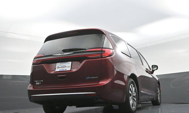 used 2022 Chrysler Pacifica Hybrid car, priced at $29,593