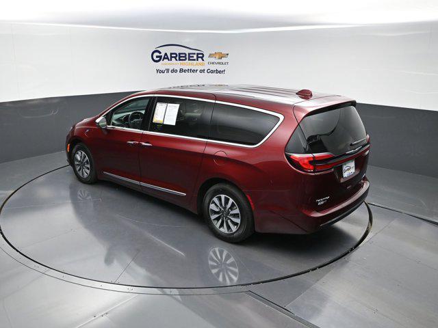used 2022 Chrysler Pacifica Hybrid car, priced at $29,593