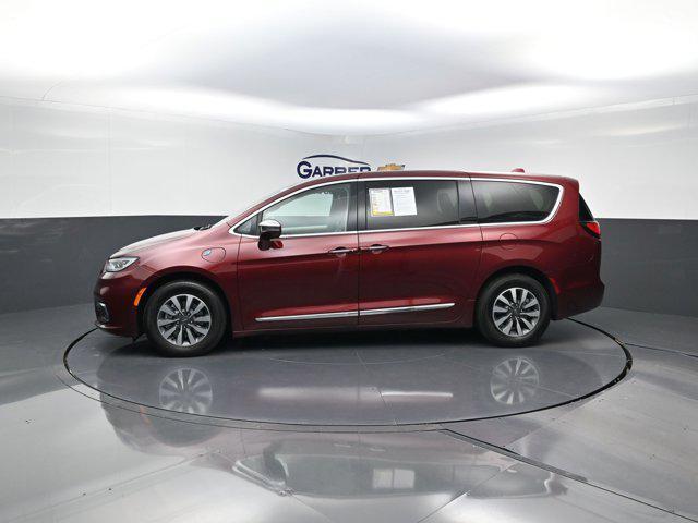 used 2022 Chrysler Pacifica Hybrid car, priced at $29,593