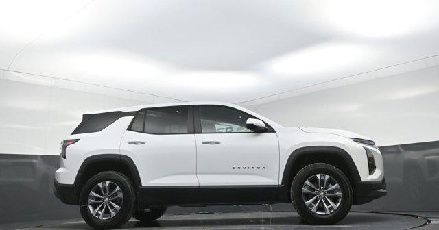 new 2026 Chevrolet Equinox car, priced at $25,398