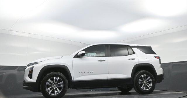 new 2026 Chevrolet Equinox car, priced at $25,398