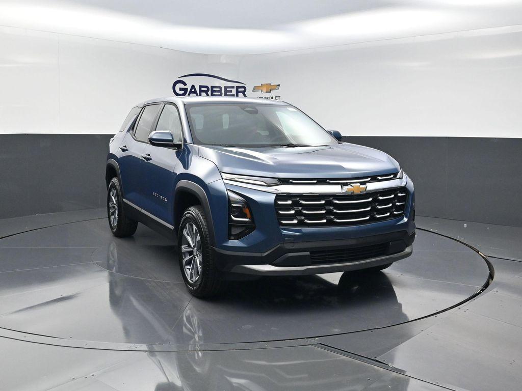 new 2026 Chevrolet Equinox car, priced at $28,925
