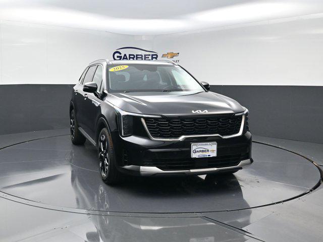 used 2025 Kia Sorento car, priced at $34,192