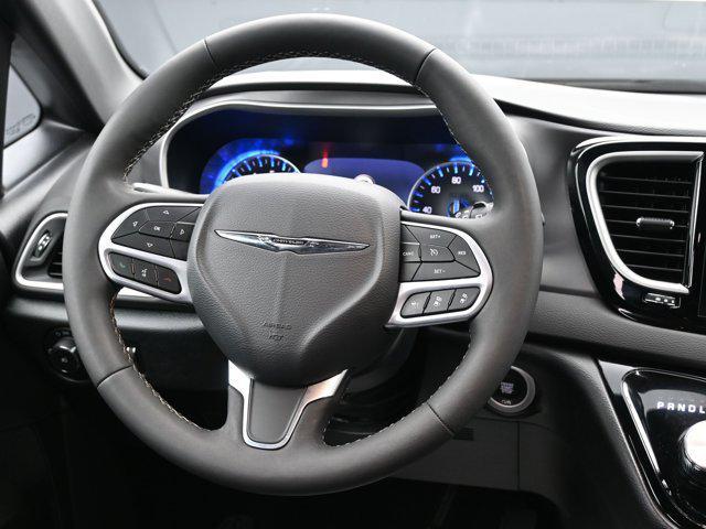 used 2025 Chrysler Pacifica car, priced at $31,230
