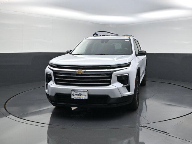 new 2026 Chevrolet Traverse car, priced at $47,985