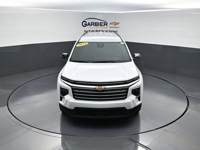 used 2024 Chevrolet Traverse car, priced at $35,591