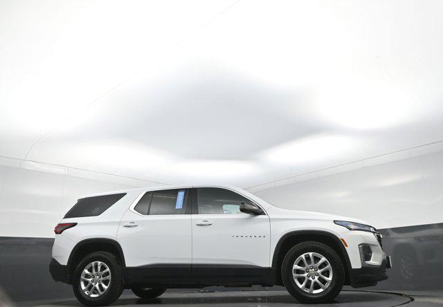 used 2023 Chevrolet Traverse car, priced at $25,992