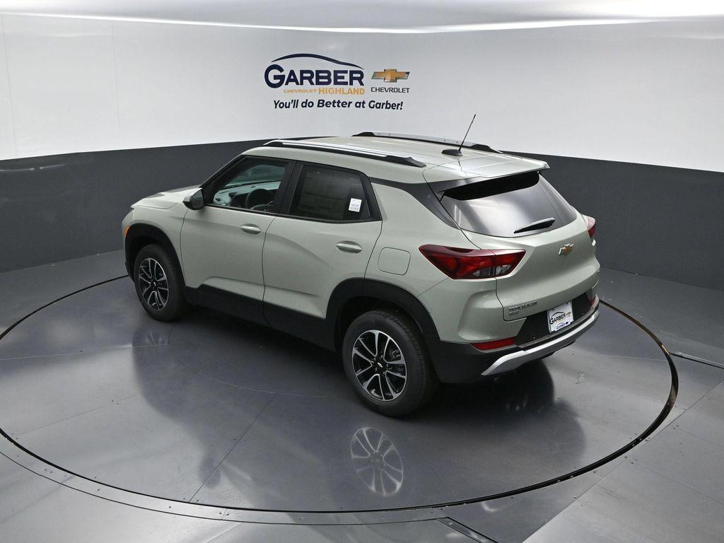 new 2026 Chevrolet TrailBlazer car, priced at $28,195