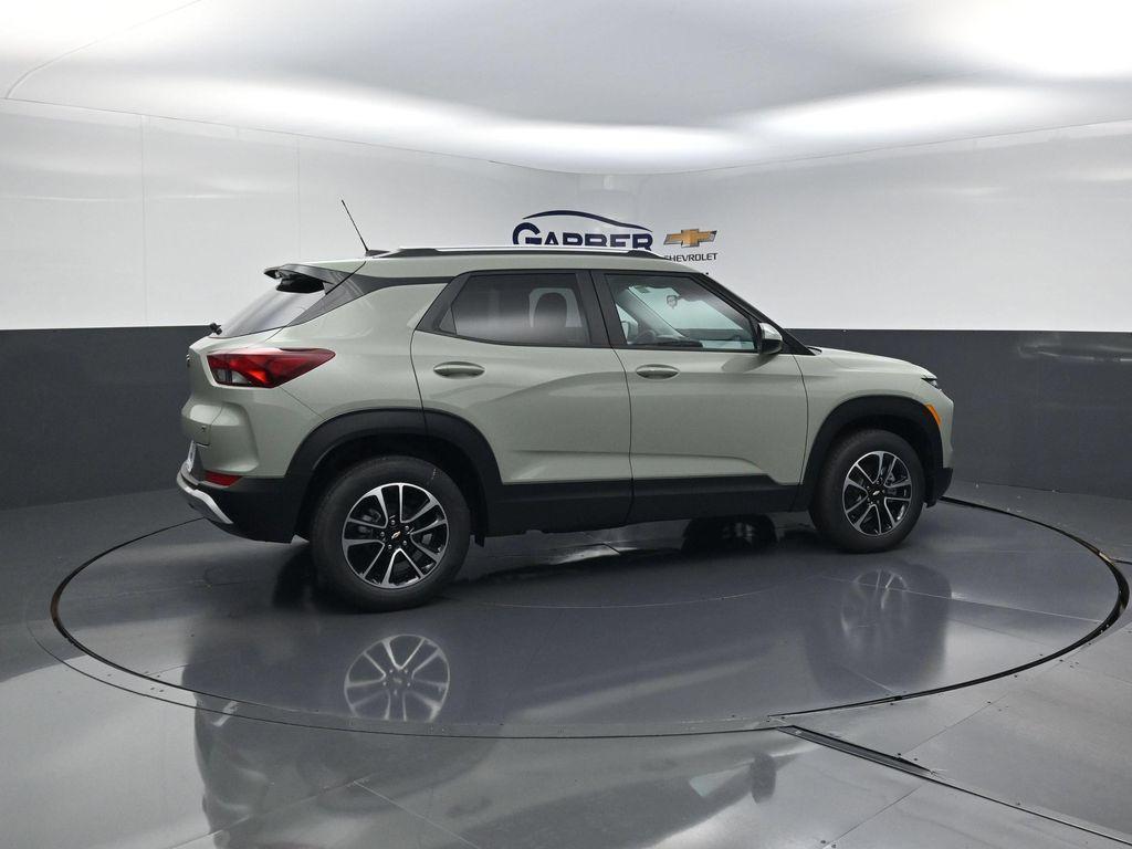 new 2026 Chevrolet TrailBlazer car, priced at $28,195