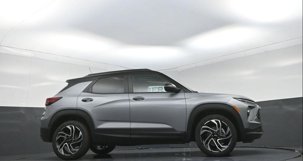 new 2026 Chevrolet TrailBlazer car, priced at $33,290