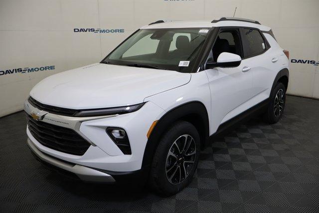 new 2026 Chevrolet TrailBlazer car, priced at $29,175