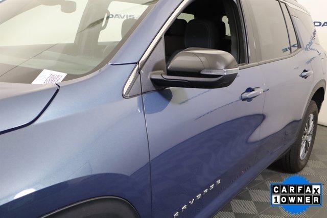 used 2025 Chevrolet Traverse car, priced at $36,995