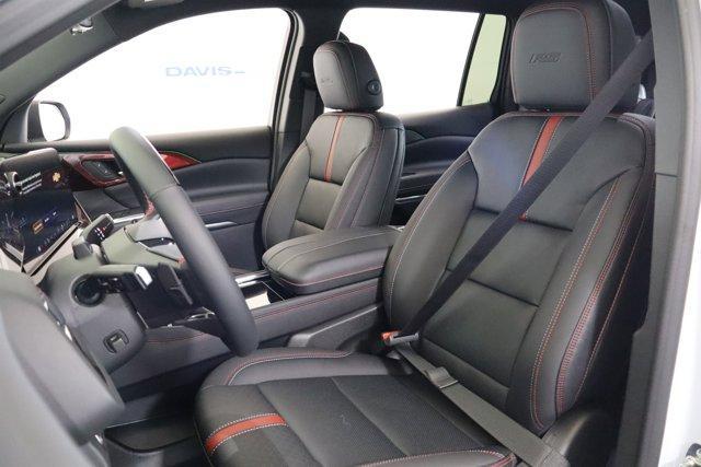 new 2026 Chevrolet Traverse car, priced at $59,790