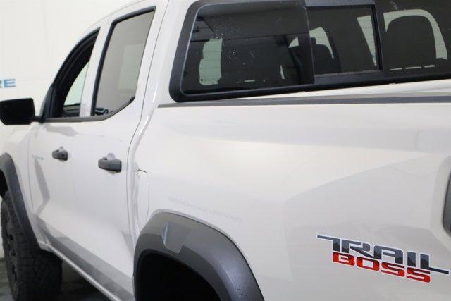 new 2026 Chevrolet Colorado car, priced at $46,690