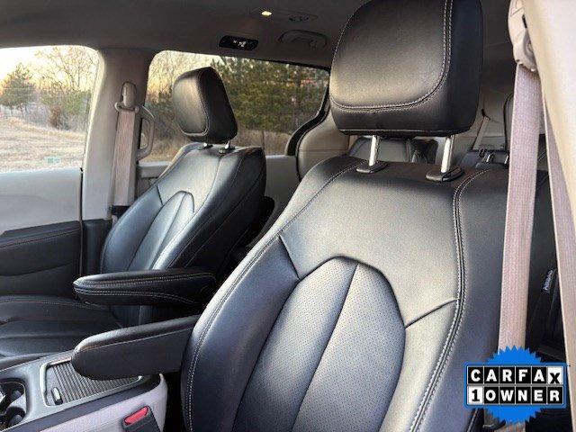 used 2024 Chrysler Pacifica Hybrid car, priced at $29,495
