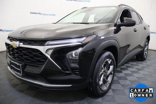 used 2025 Chevrolet Trax car, priced at $21,760