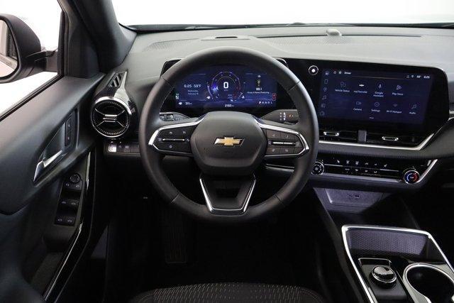 new 2026 Chevrolet Equinox car, priced at $30,495