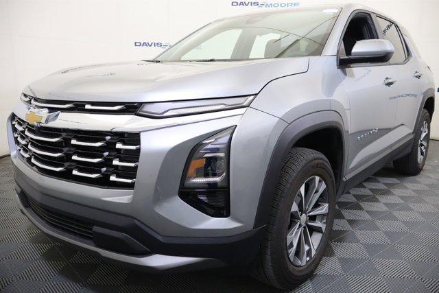 new 2026 Chevrolet Equinox car, priced at $30,495