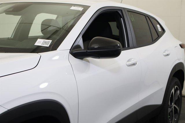 new 2026 Chevrolet Trax car, priced at $25,390