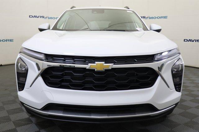 new 2026 Chevrolet Trax car, priced at $25,715