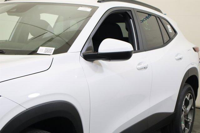 new 2026 Chevrolet Trax car, priced at $25,715