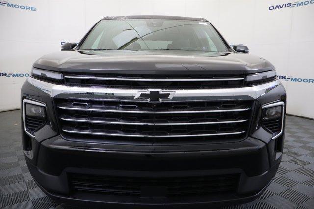 new 2026 Chevrolet Traverse car, priced at $45,215