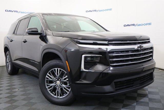 new 2026 Chevrolet Traverse car, priced at $45,215