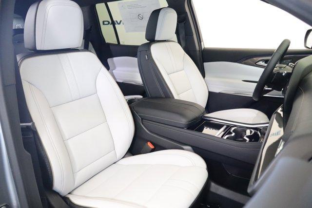 new 2026 Chevrolet Traverse car, priced at $57,645