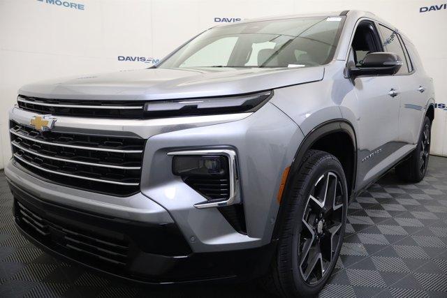 new 2026 Chevrolet Traverse car, priced at $57,645