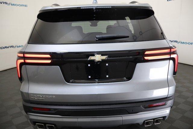 new 2026 Chevrolet Traverse car, priced at $47,520