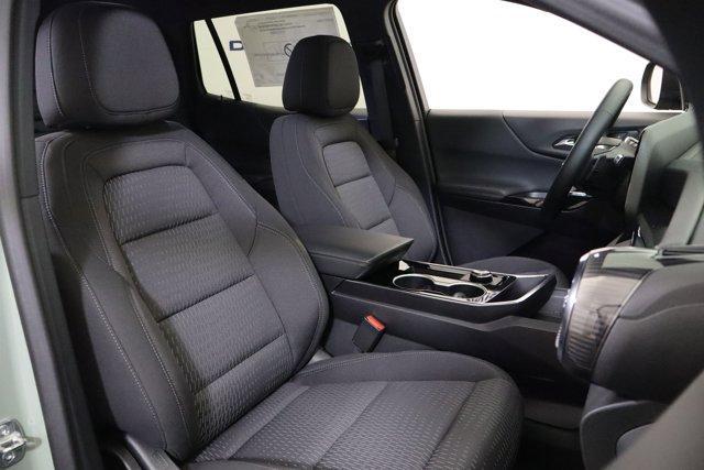 new 2026 Chevrolet Equinox car, priced at $31,760