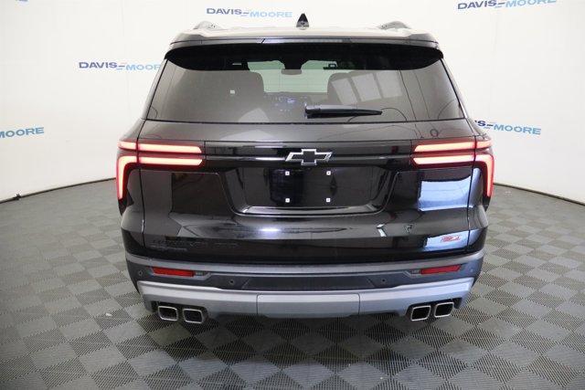 used 2025 Chevrolet Traverse car, priced at $47,695