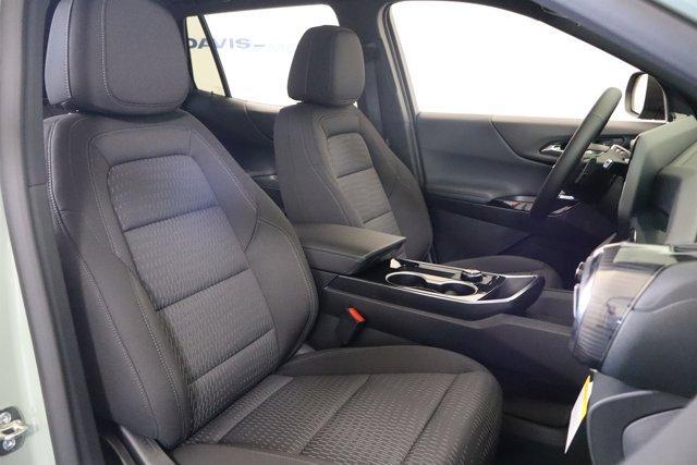 new 2026 Chevrolet Equinox car, priced at $33,120