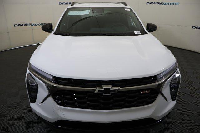 new 2026 Chevrolet Trax car, priced at $29,050