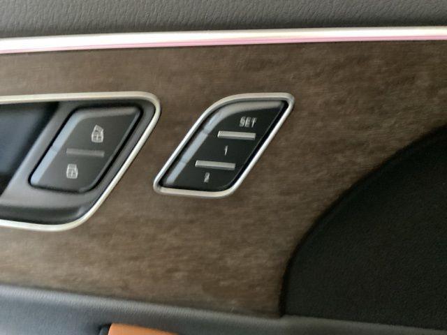 new 2025 Audi Q8 car, priced at $85,778