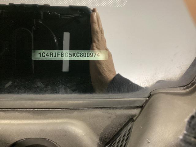 used 2019 Jeep Grand Cherokee car, priced at $19,999