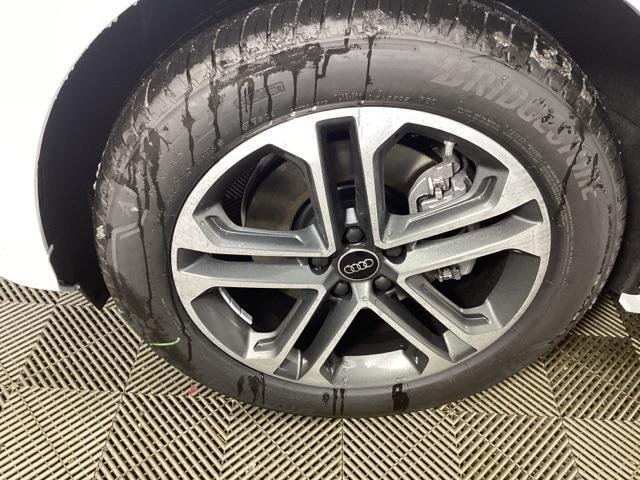 new 2025 Audi Q5 car, priced at $64,100